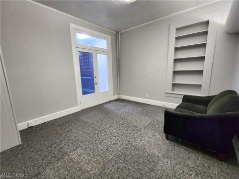 47 N 4th Street Zanesville OH 43701