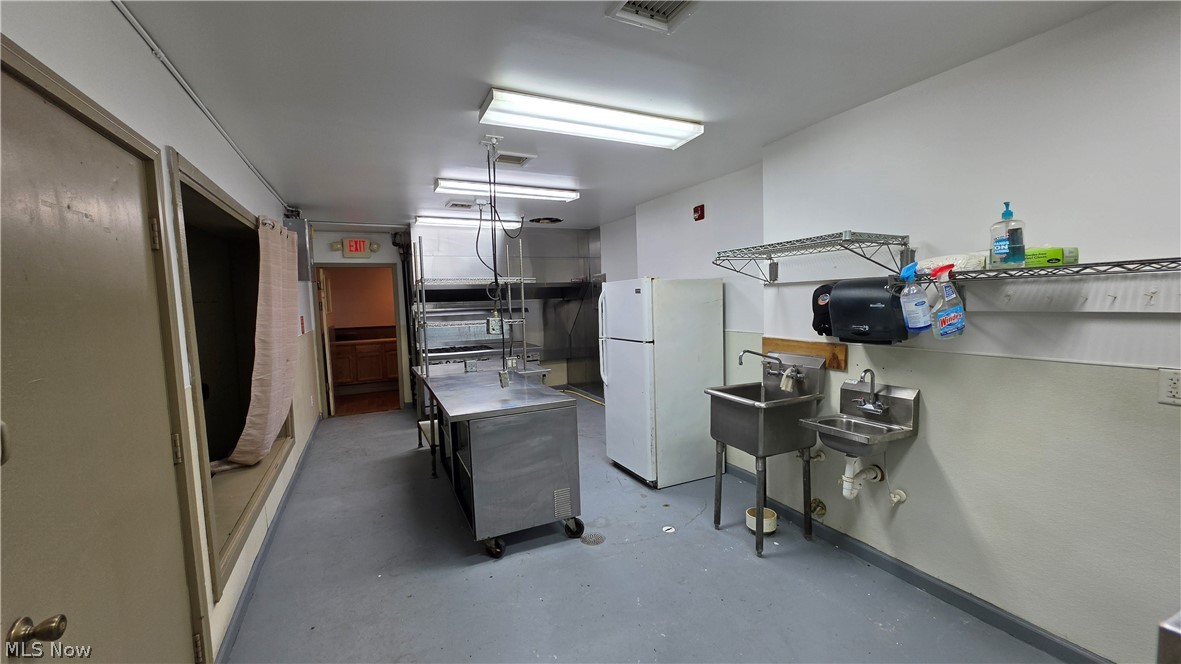 1409 Sinclair Avenue Steubenville OH 43952