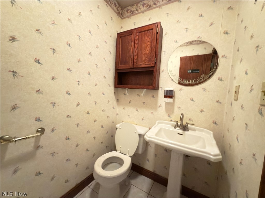 153 S Main Street Columbiana OH 44408