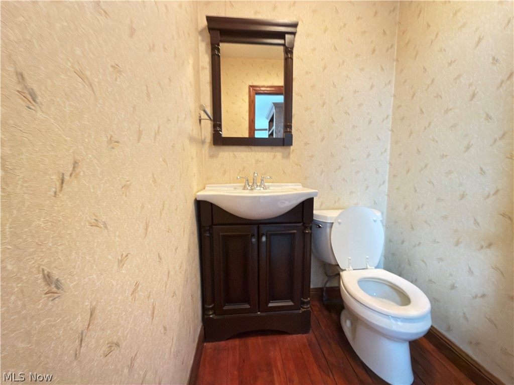 153 S Main Street Columbiana OH 44408