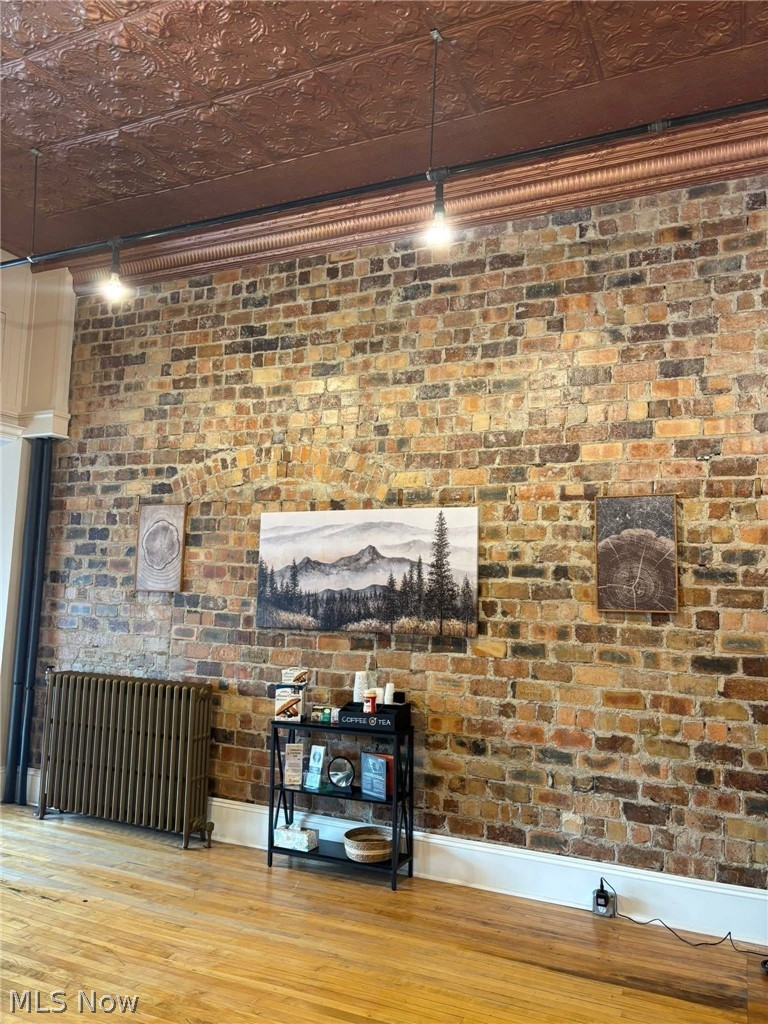 153 S Main Street Columbiana OH 44408