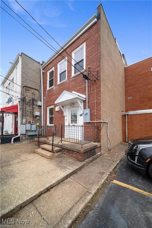 22 E Main Street Geneva OH 44041