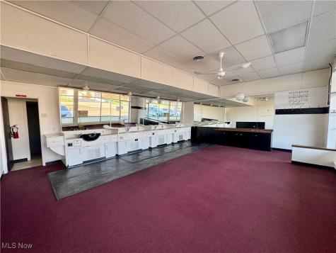 3982 Fulton Road NW Canton OH 44718