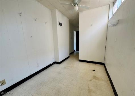 3982 Fulton Road NW Canton OH 44718