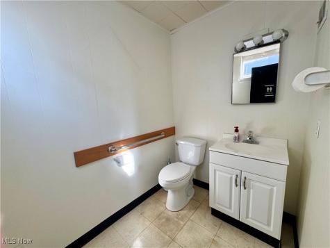 3982 Fulton Road NW Canton OH 44718