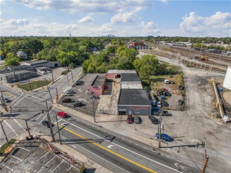 638 E 152nd Street Cleveland OH 44110