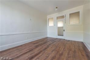 2082 W 65th Cleveland OH 44102