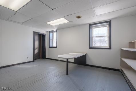 1194 E 60th Street Cleveland OH 44103