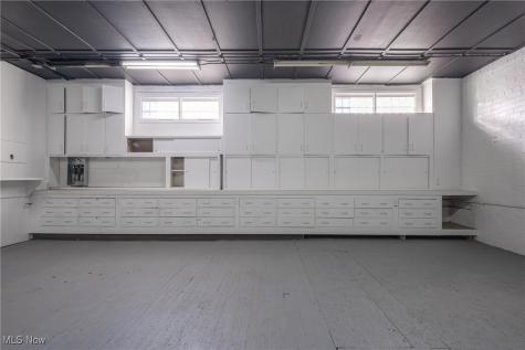 1194 E 60th Street Cleveland OH 44103