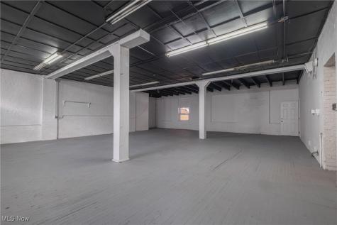 1194 E 60th Street Cleveland OH 44103