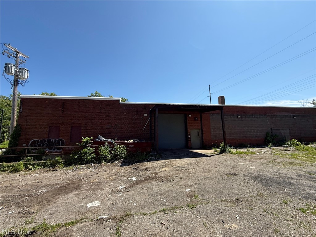 1766 E 133rd Street East Cleveland OH 44112