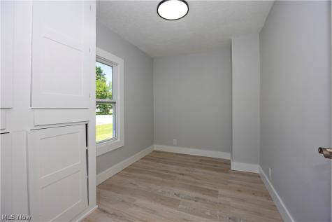 3287 Dover Road Wooster OH 44691