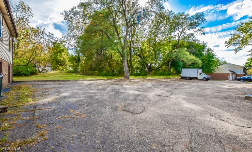 3757 Cleveland Avenue NW Canton OH 44709