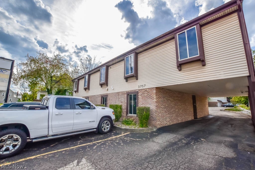 3757 Cleveland Avenue NW Canton OH 44709