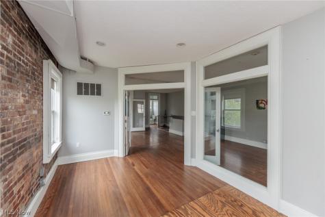 380 S Main Street Akron OH 44311
