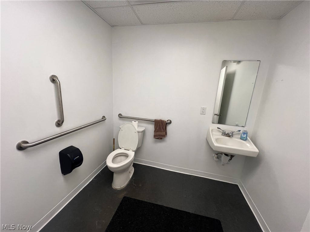 1305 S Raccoon Road Austintown OH 44515