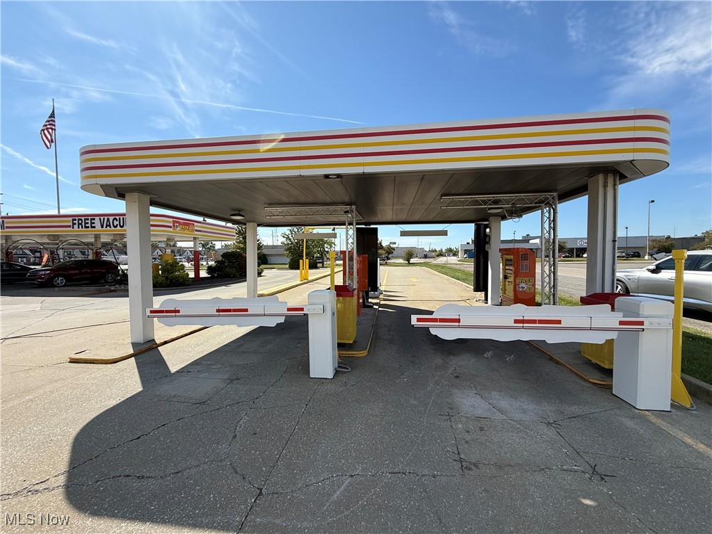 4680 Northfield Road North Randall OH 44128