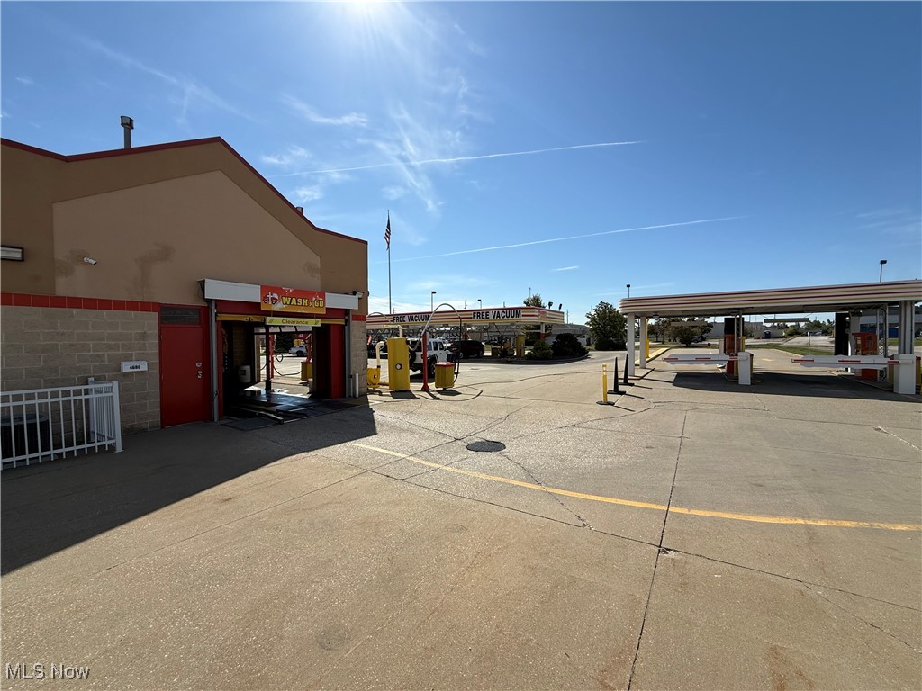 4680 Northfield Road North Randall OH 44128