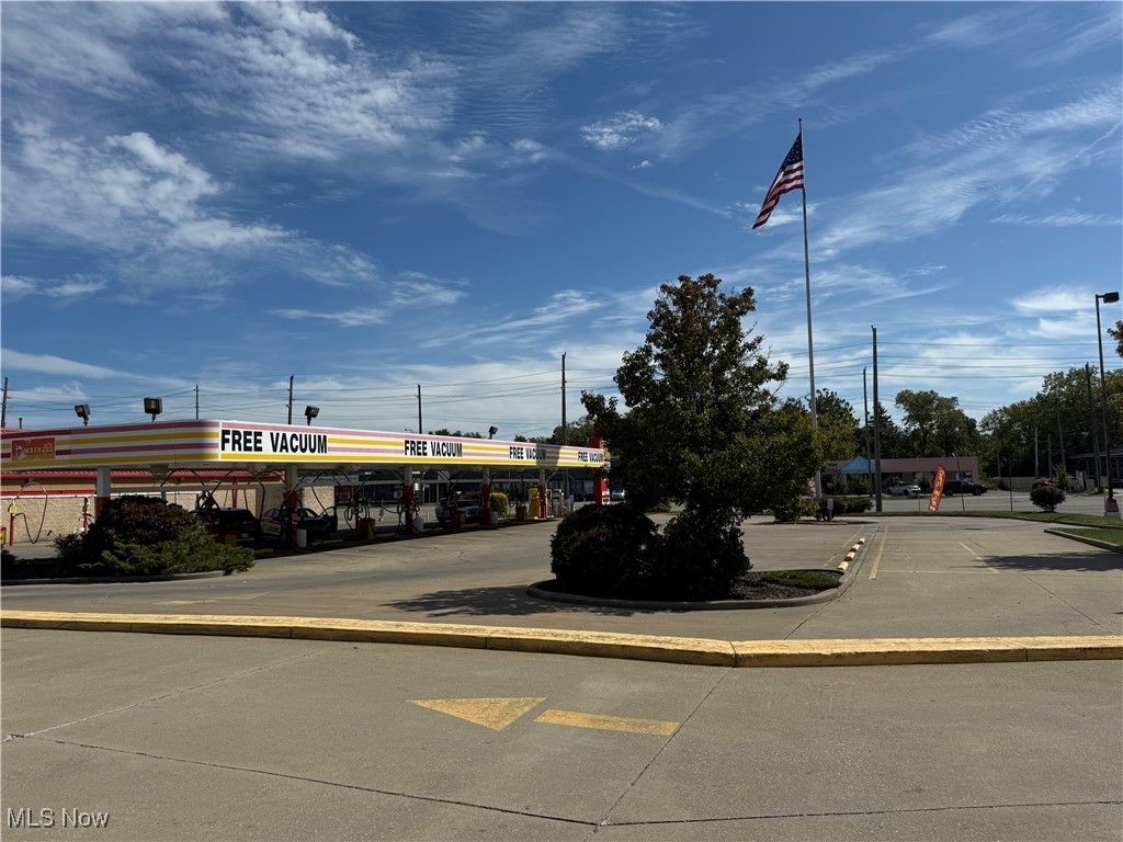 4680 Northfield Road North Randall OH 44128