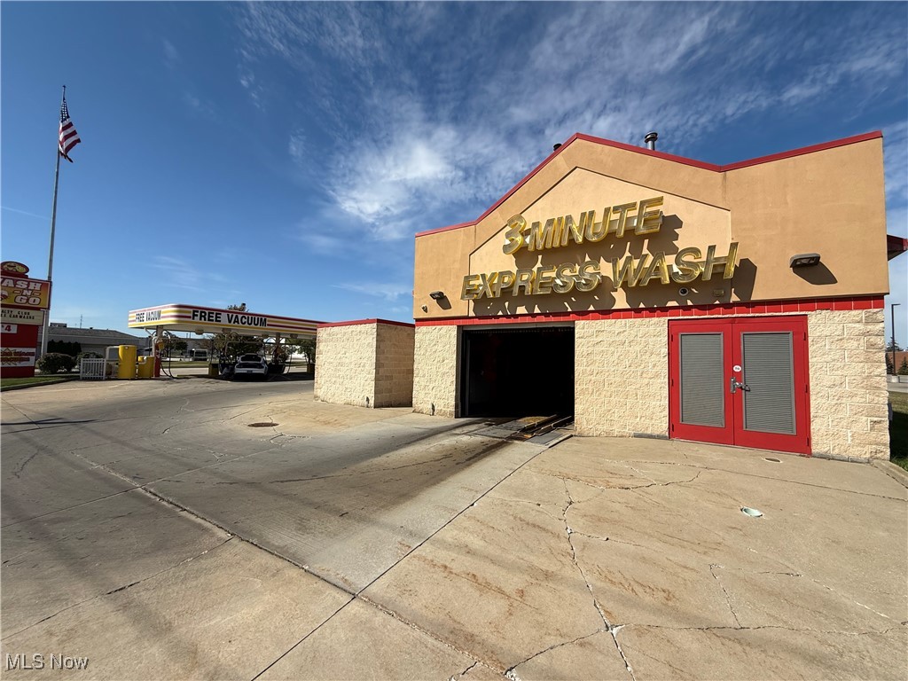 4680 Northfield Road North Randall OH 44128