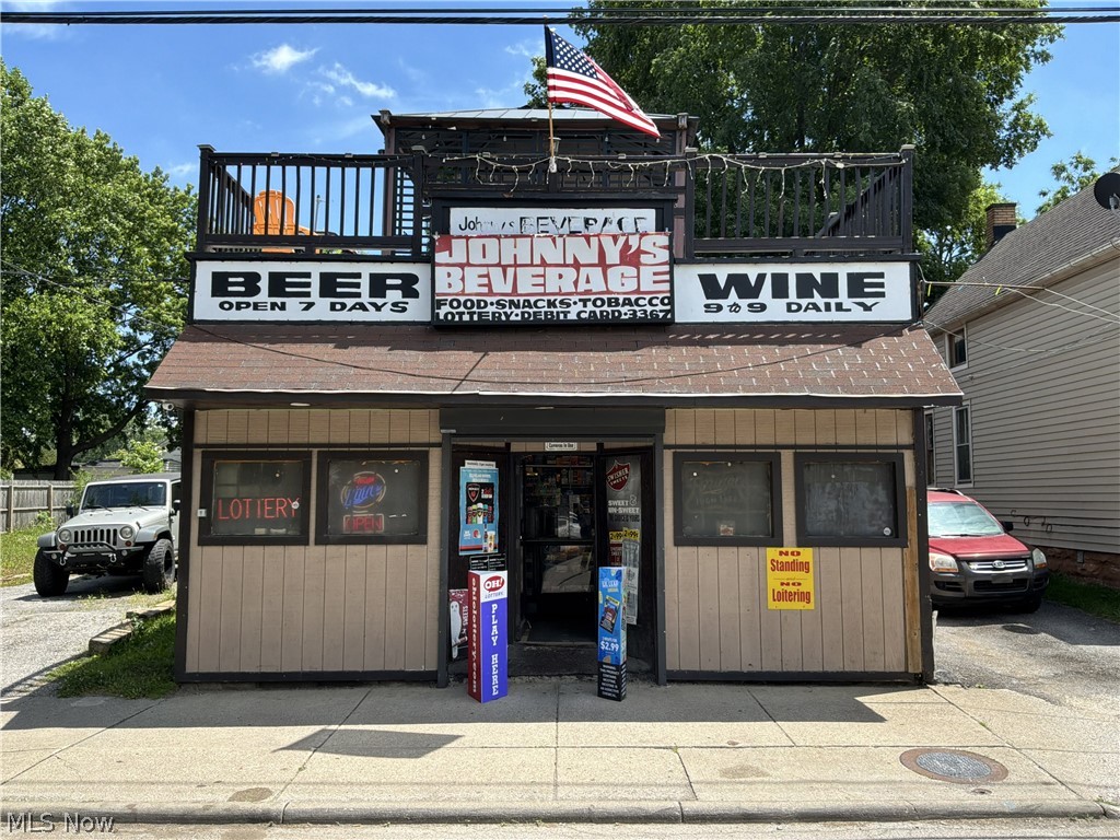 3367 E 65th Street Cleveland OH 44127