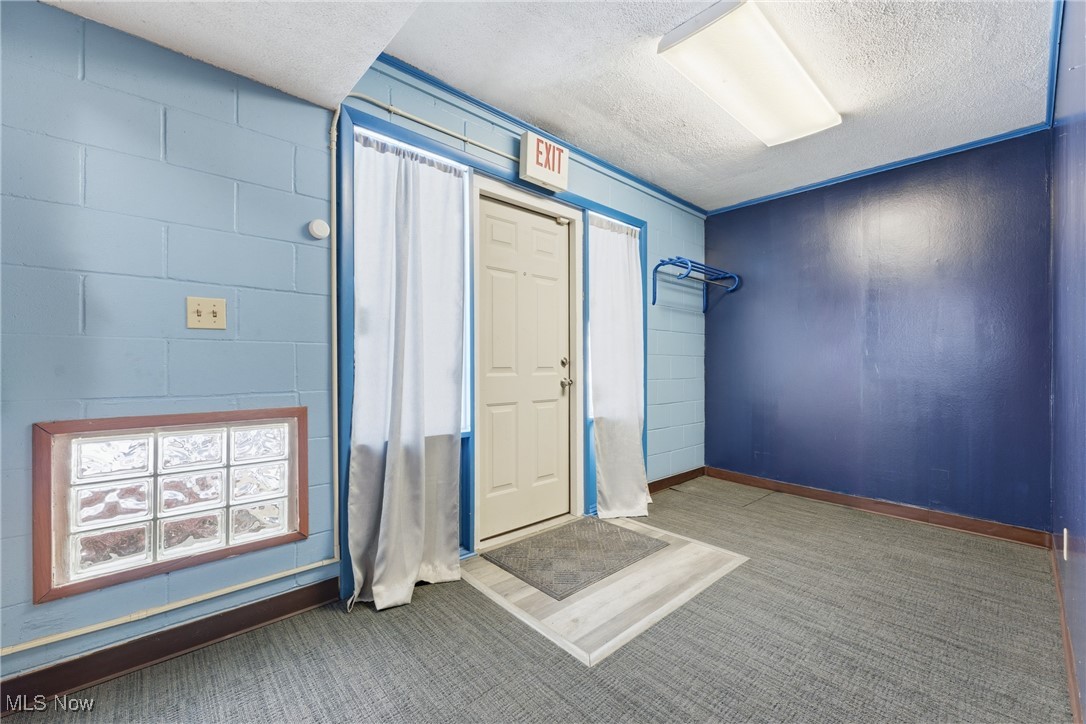 1817 Fulton Road Canton OH 44709