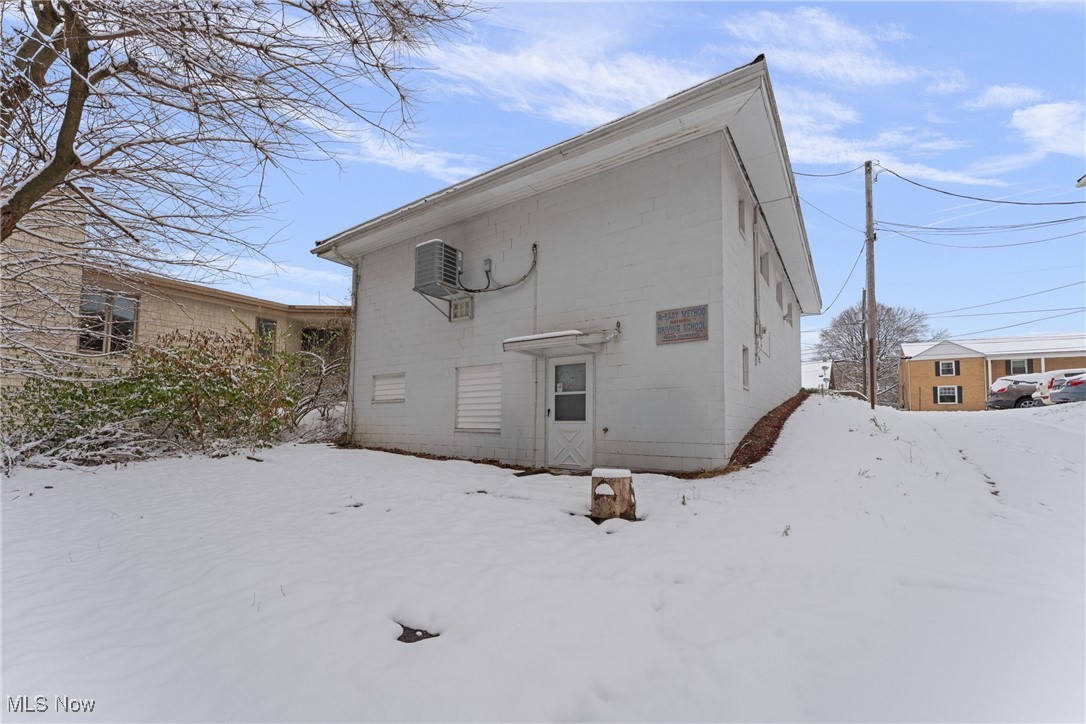 1817 Fulton Road Canton OH 44709