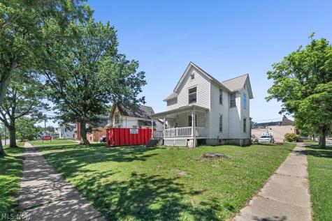 243 N Broadway Medina OH 44256