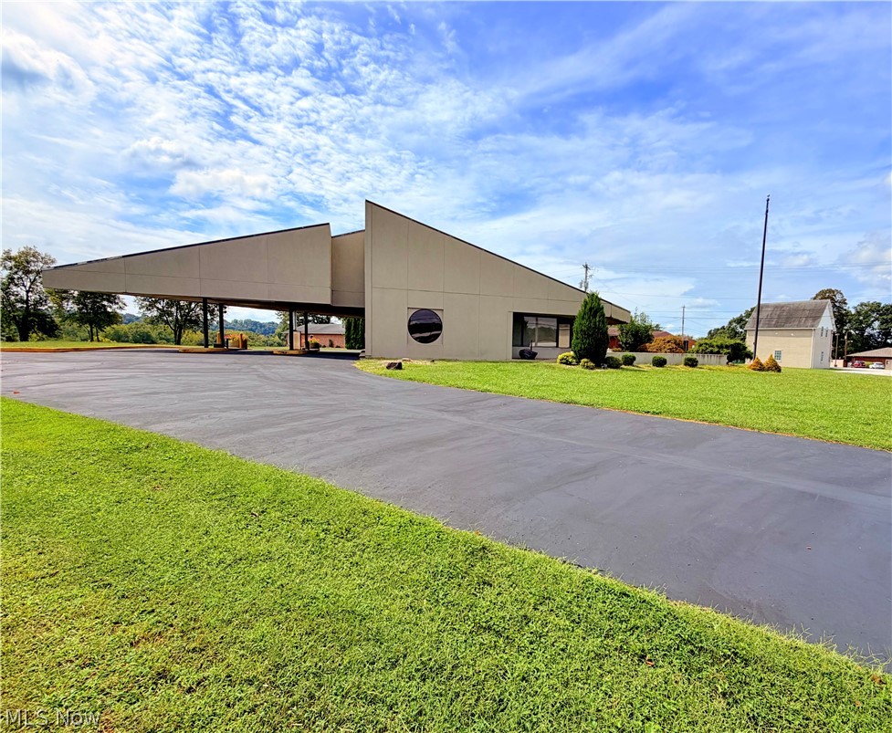 1925 Washington Boulevard Belpre OH 45714