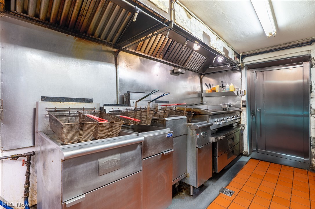 127 S Broadway Street New Philadelphia OH 44663