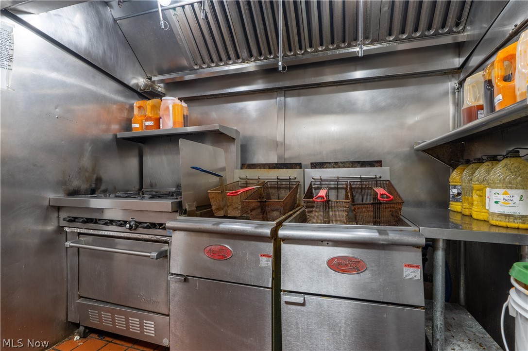 127 S Broadway Street New Philadelphia OH 44663