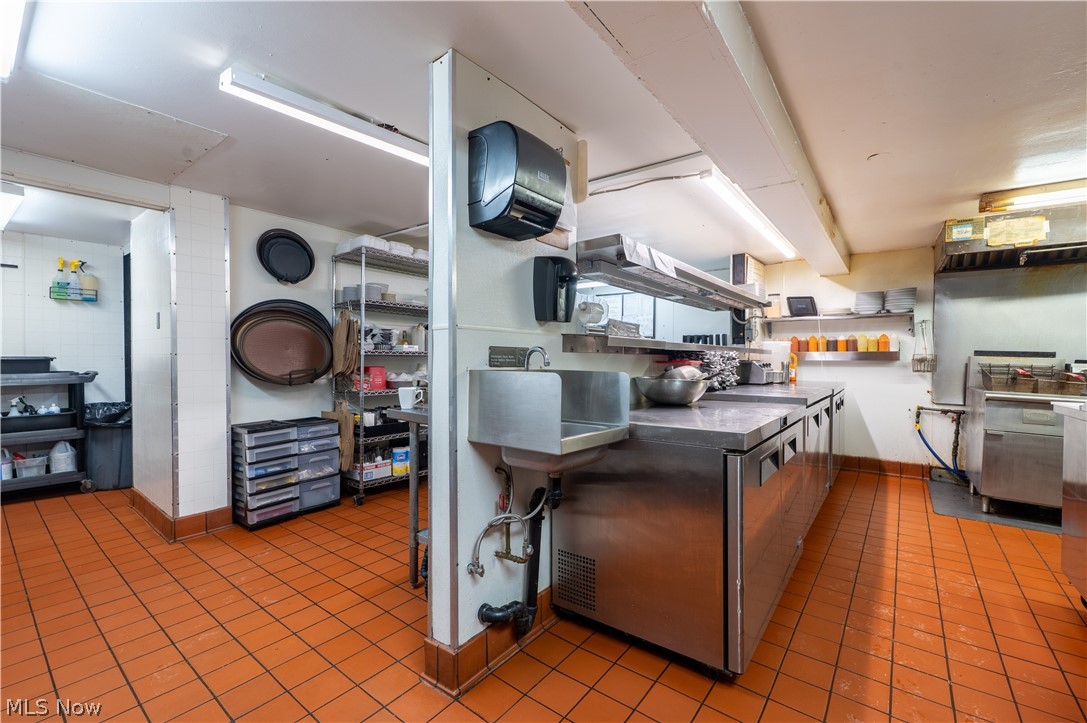 127 S Broadway Street New Philadelphia OH 44663