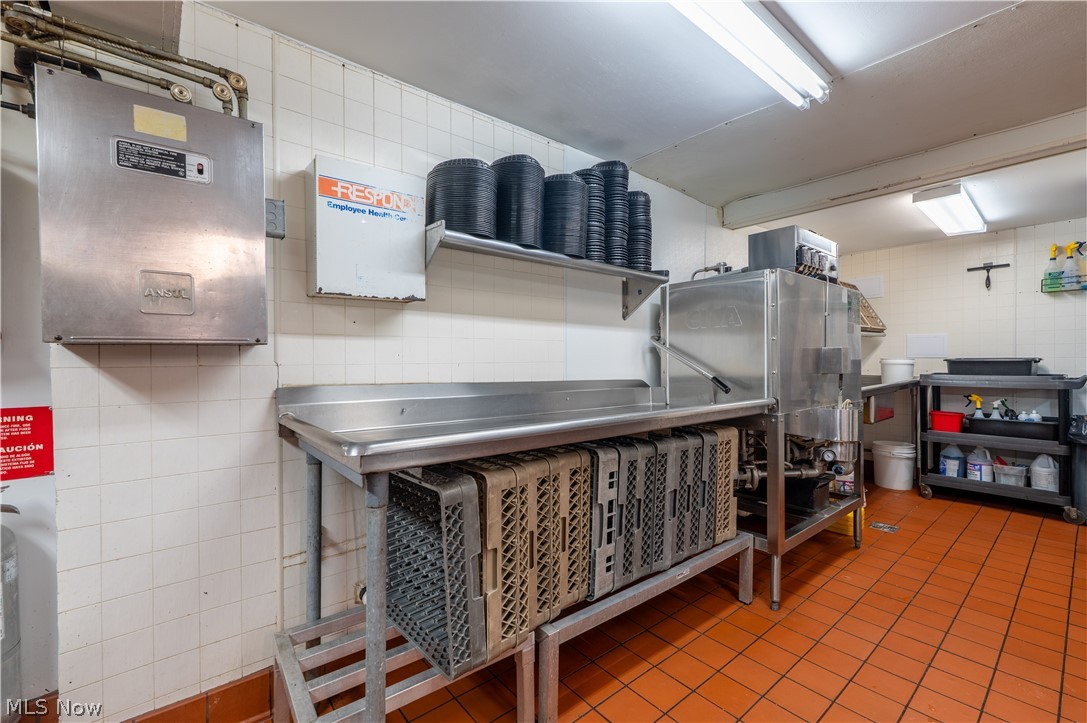 127 S Broadway Street New Philadelphia OH 44663