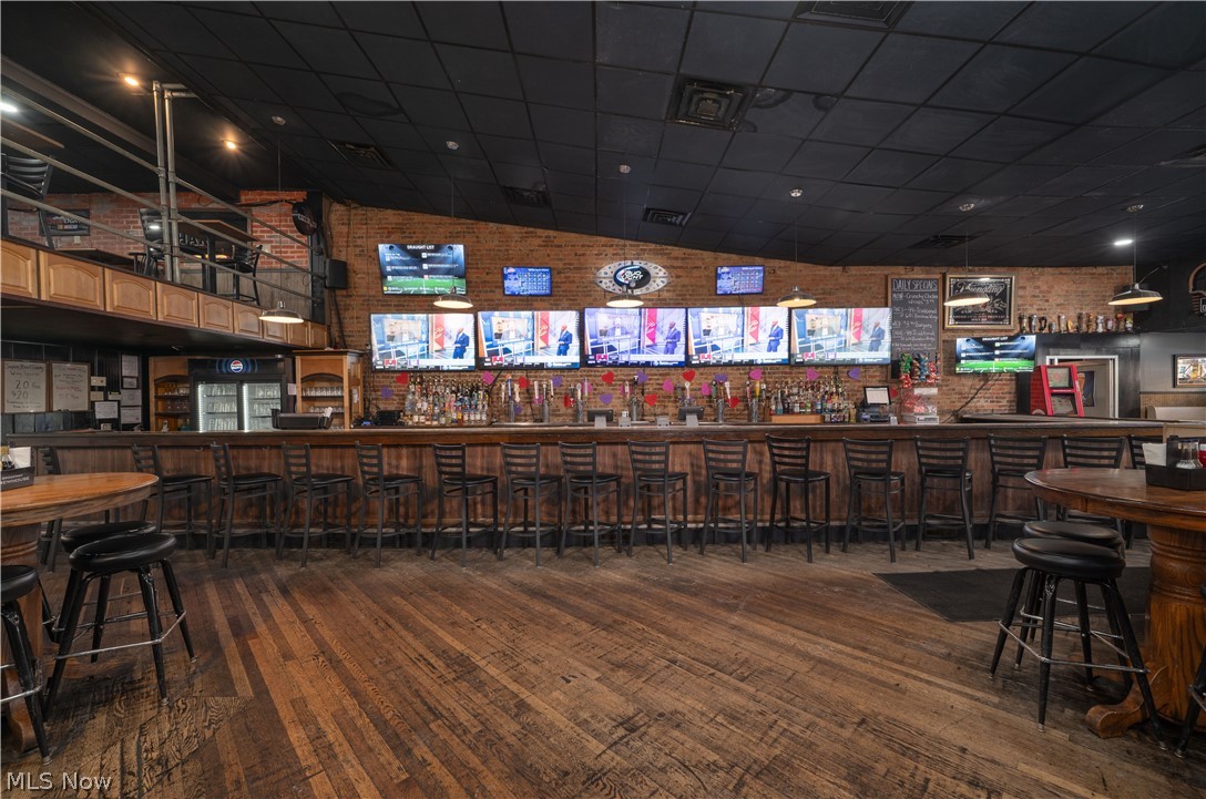 127 S Broadway Street New Philadelphia OH 44663