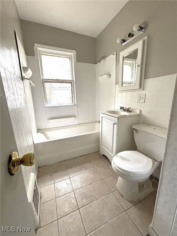 16015 S Lotus Street Cleveland OH 44128