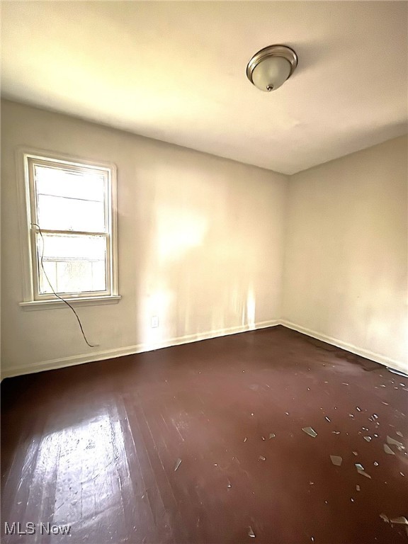 16015 S Lotus Street Cleveland OH 44128