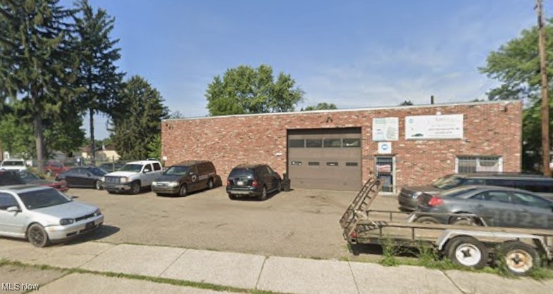 2615 Harrisburg Road NE Canton OH 44705