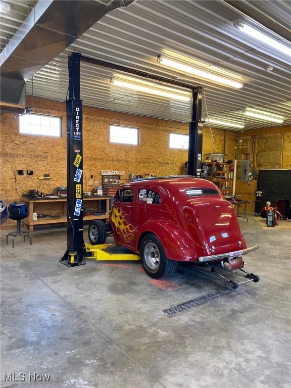 825 Brookfield Avenue Masury OH 44438