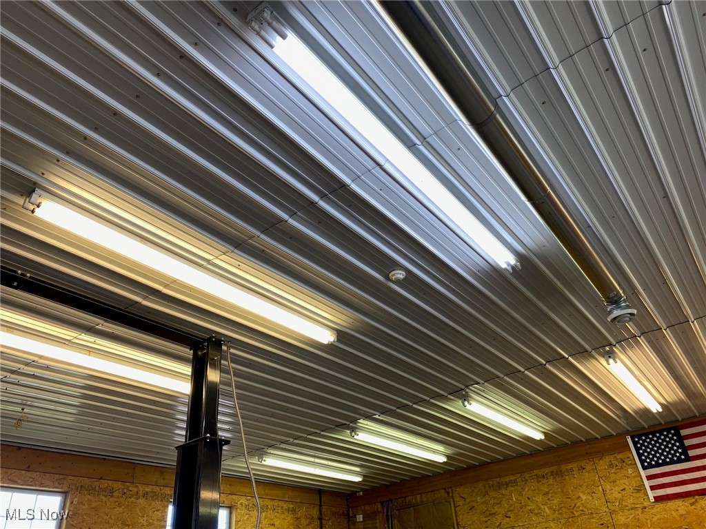 825 Brookfield Avenue Masury OH 44438