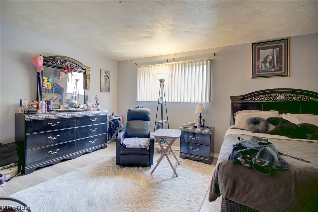 1505 Herbert Drive Lorain OH 44053