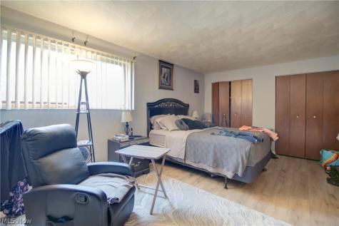1505 Herbert Drive Lorain OH 44053