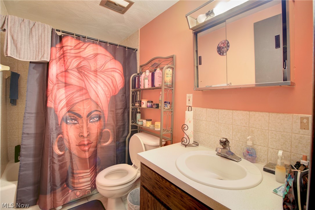 1505 Herbert Drive Lorain OH 44053