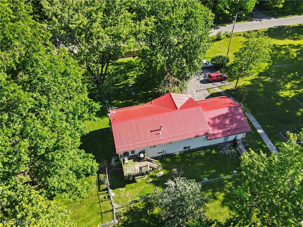 4250 Herr Fieldhouse Road Southington OH 44470