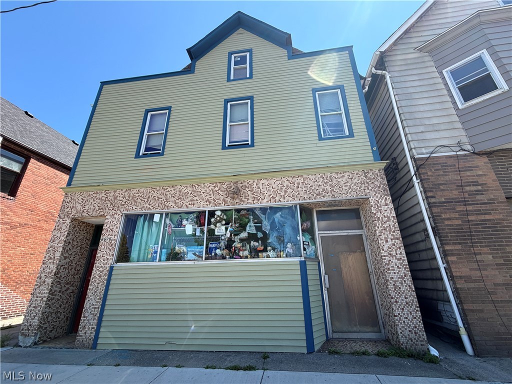 6616 Saint Clair Avenue Cleveland OH 44103