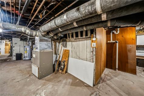 1978 E 126th Cleveland OH 44106