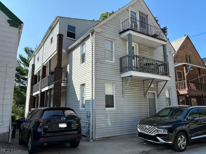 1978 E 126th Cleveland OH 44106