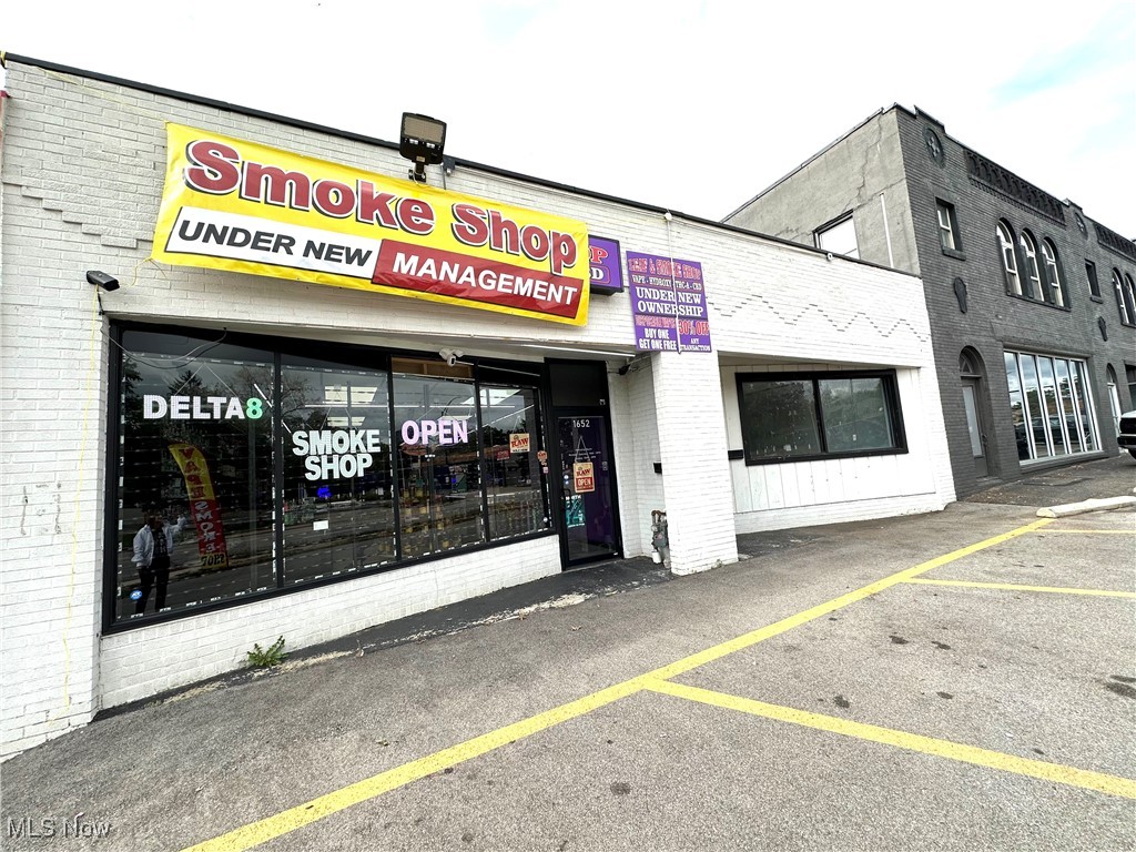1652-1654 State Road Cuyahoga Falls OH 44223