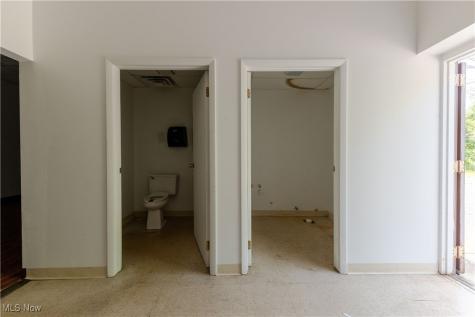 2411 W Prospect Road Ashtabula OH 44004