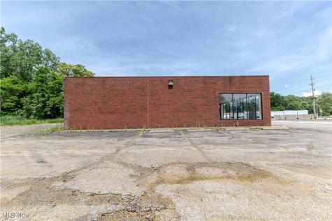2411 W Prospect Road Ashtabula OH 44004