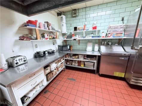 28 Penn Avenue SE Massillon OH 44646